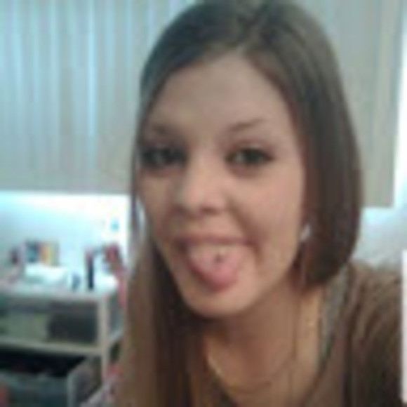 Meet your Posher, Heather - Picture 1 of 1